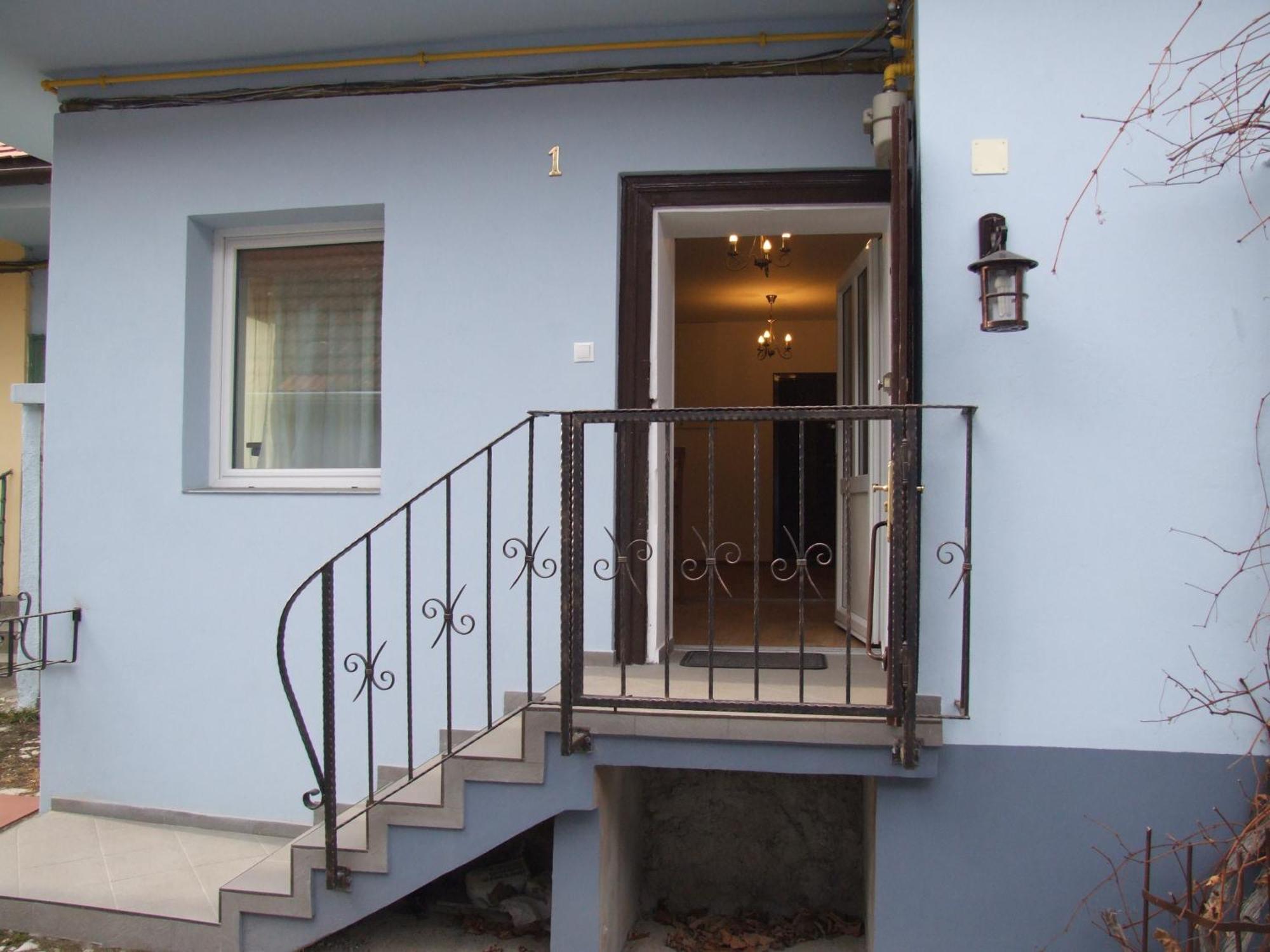 Hotel Blue House Braszów Zewnętrze zdjęcie